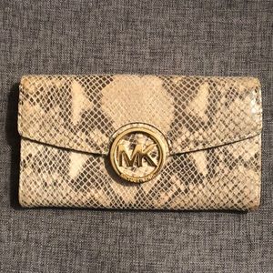 Michael Kors Animal Wallet